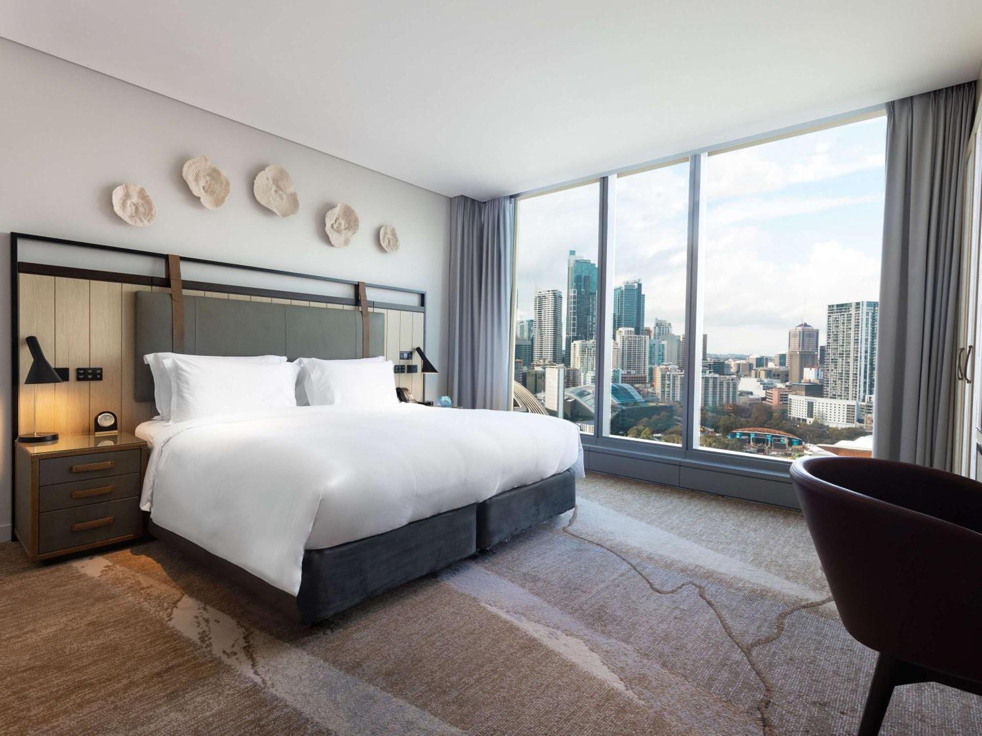 Sofitel Sydney Darling Harbour Hotel Exterior photo