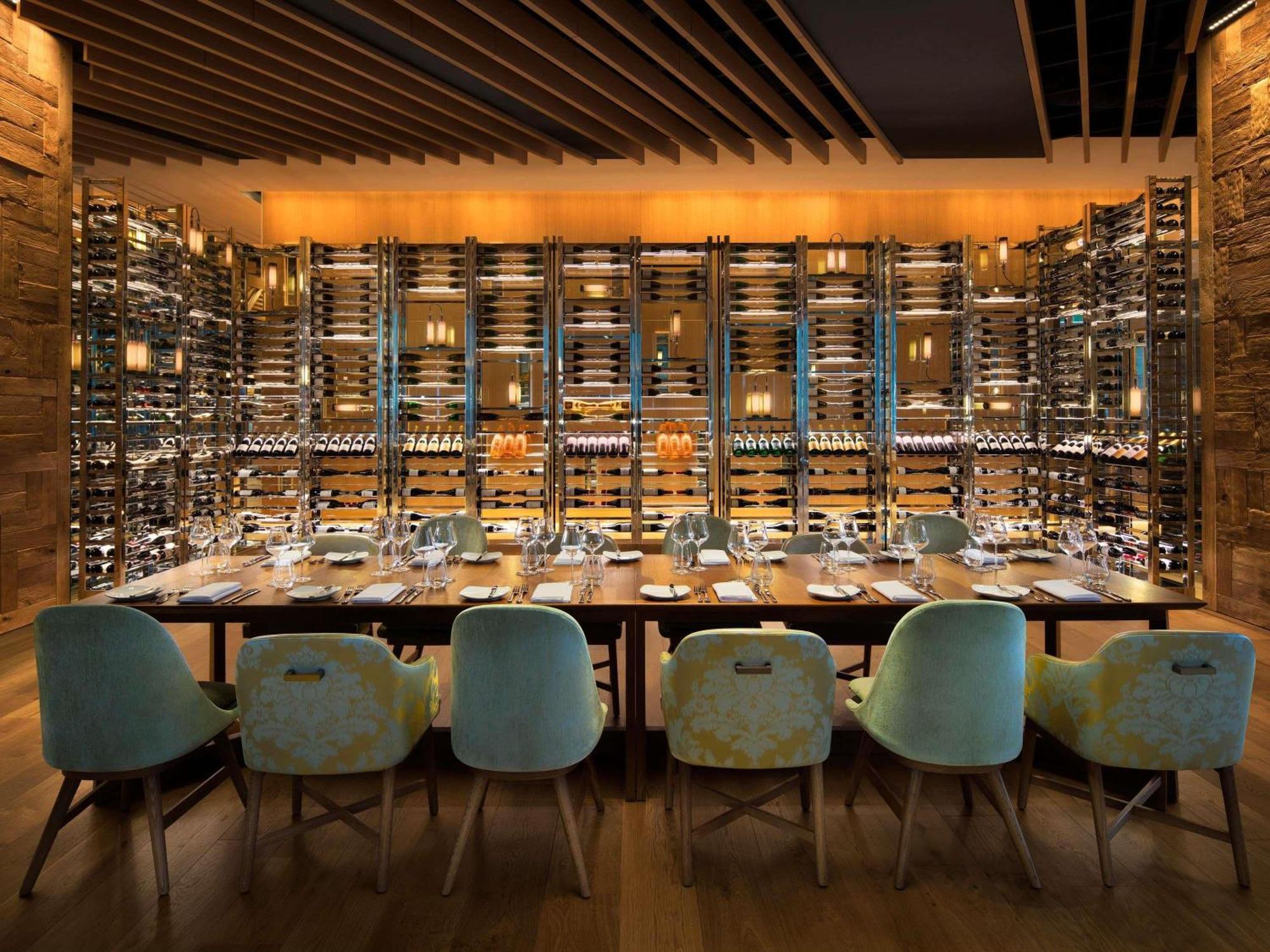 Sofitel Sydney Darling Harbour Hotel Exterior photo